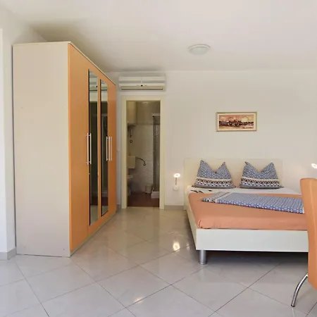 Alpa3 By Interhome * Umag