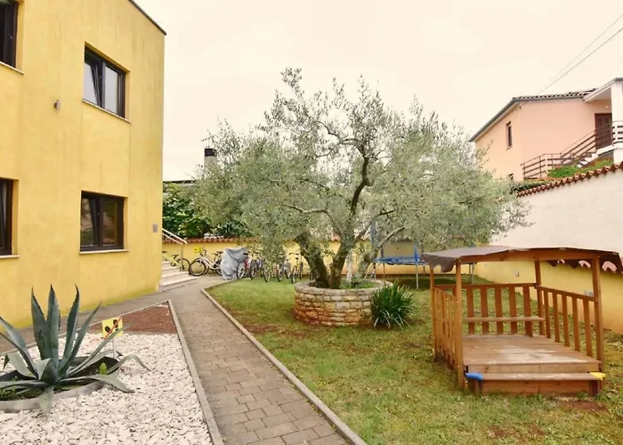 Apartamento Alpa3 By Interhome